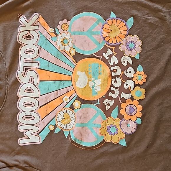 abercrombie kids Woodstock graphic logo tee, Size 11/12 - Picture 2 of 6